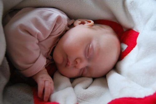 Slaapmyoclonus bij baby's
