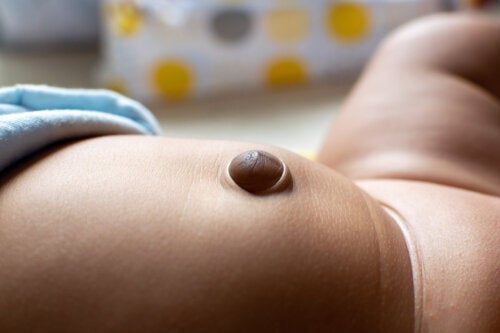 Afwijkingen in de navel van een pasgeborene