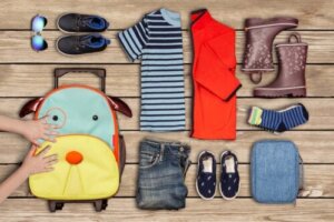 Hoe leer je kinderen hoe ze moeten inpakken voor vakantie