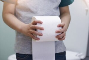 7 Voedingsmiddelen om verstopping bij kinderen tegen te gaan