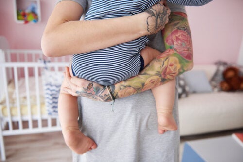 Borstvoeding en tatoeages: alles wat je moet weten