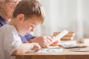Woordherkenning: het tweesporenmodel