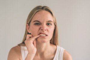 Hoe gingivitis in de adolescentie voorkomen