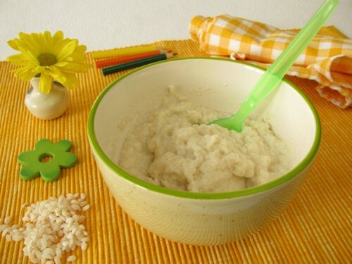 Rijstpudding voor baby's: recept en voordelen