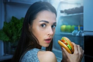 Emotionele honger bij adolescenten, wat te doen?