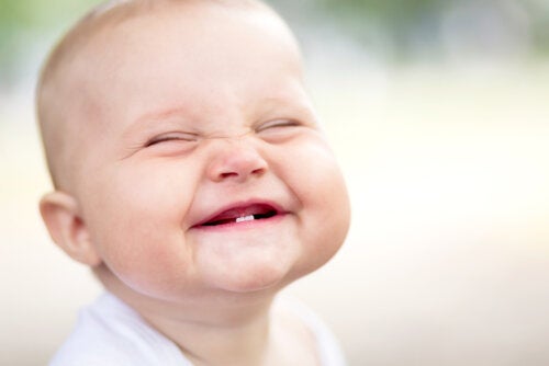 Maak een woordenboek van de eerste woordjes van je baby