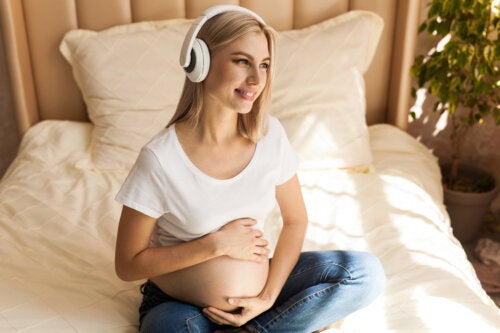 Je baby stimuleren tijdens de zwangerschap, hoe doe je dat?
