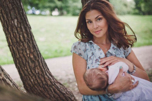 Mijn baby wil constant borstvoeding hebben: wat moet ik doen?