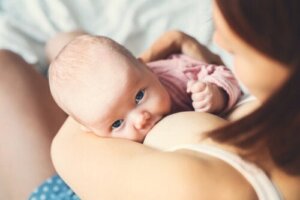 Kan borstvoeding tandbederf veroorzaken?