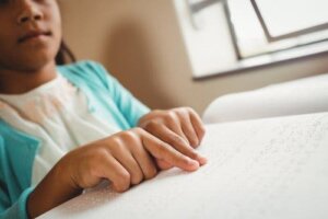 De aanpassing van materialen voor leerlingen met een visuele handicap