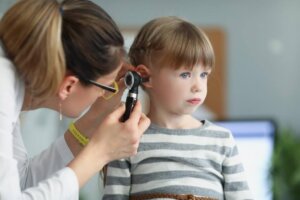 5 aanbevelingen om voor het gehoor van kinderen te zorgen