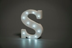 103 meisjesnamen die beginnen met de letter S