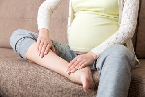 Het rustelozebenensyndroom tijdens de zwangerschap