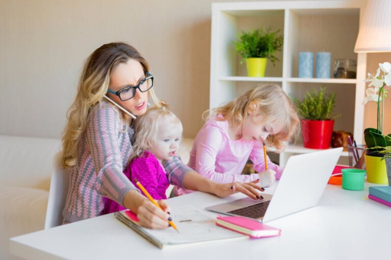 Werkende en studerende moeders: vijf tips om het makkelijker te maken