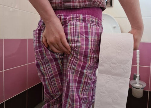 Aambeien bij kinderen: symptomen, oorzaken en behandeling