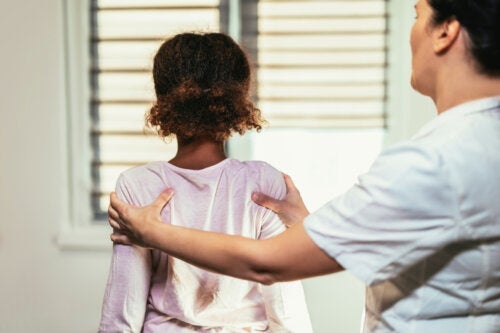 Oefeningen voor scoliose bij kinderen