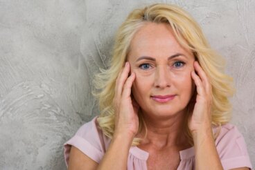 9 huidveranderingen tijdens de menopauze en hoe ze te behandelen