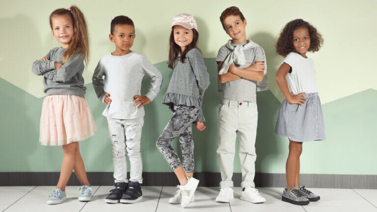Blijf op de hoogte van deze kinderkleding trends