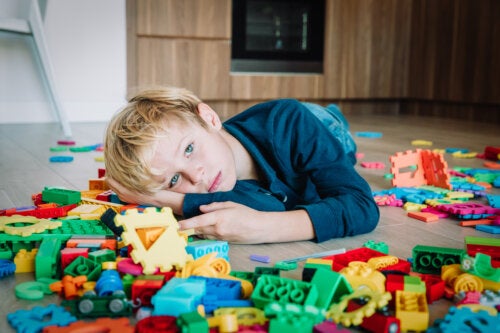 Hoe materialistische kinderen herkennen en opvoeden